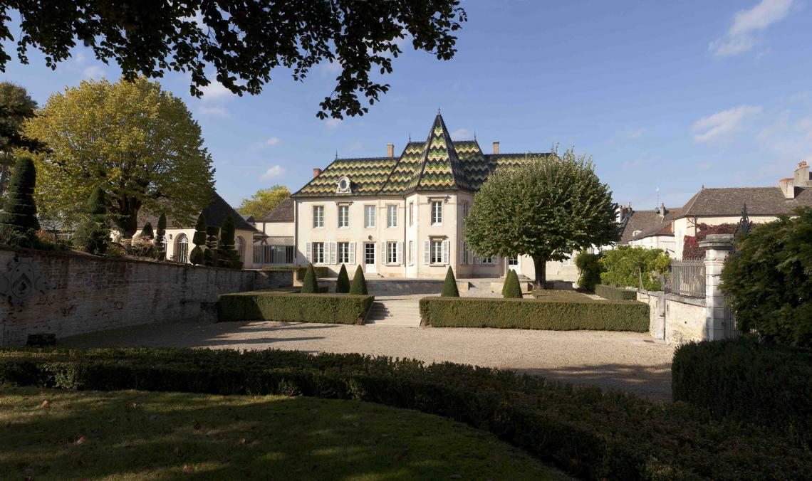 Maison Bouchard Père Et Fils Caveau De