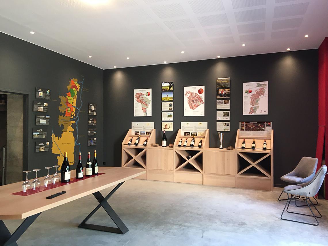 Le Caveau du Château de Fleurie Le Caveau du Château de Fleurie Le Caveau du Château de Fleurie Le Caveau du Château de Fleurie Le Caveau du Château de Fleurie Le Caveau du Château de Fleurie Château de Fleurie