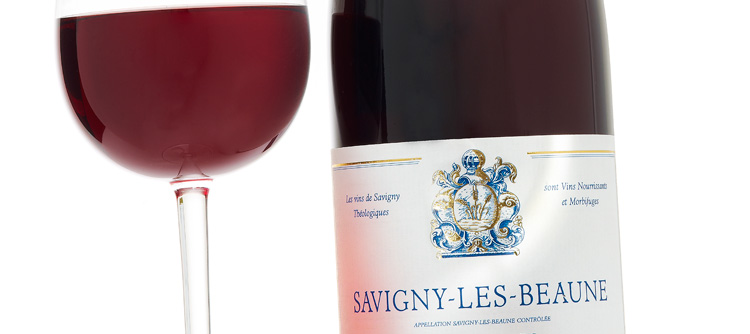 Bouteille de vin rouge de Bourgogne © BIVB / IMAGE & ASSOCIES