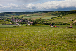 Oenotourisme à Chitry dans le vignoble de l'Auxerrois © BIVB / ARMELLEPH