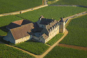 Château du clos de Vougeot vu du ciel