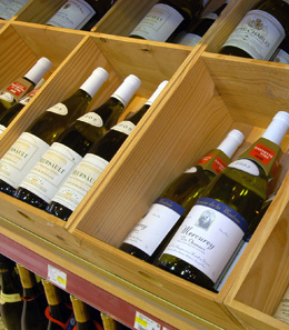 Linéaire de Vins de Bourgogne ® BIVB / Ecrivin