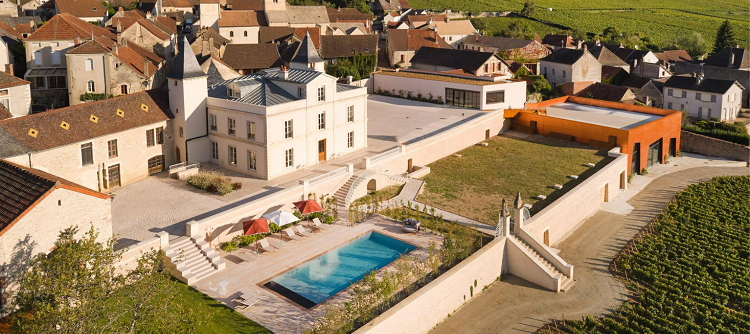 Prosper Maufoux ouvre son restaurant au Château de Saint-Aubin