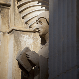 Statue d'un moine cistercien - © BIVB / Jean-Louis Bernuy