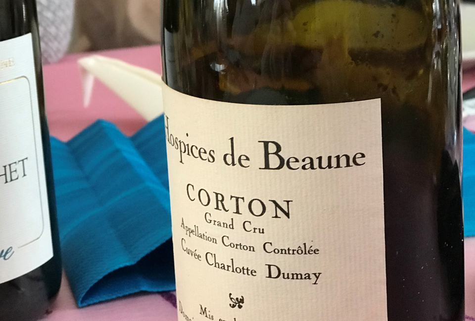 Bouteille de vin de Bourgogne des Hospices de Beaune 